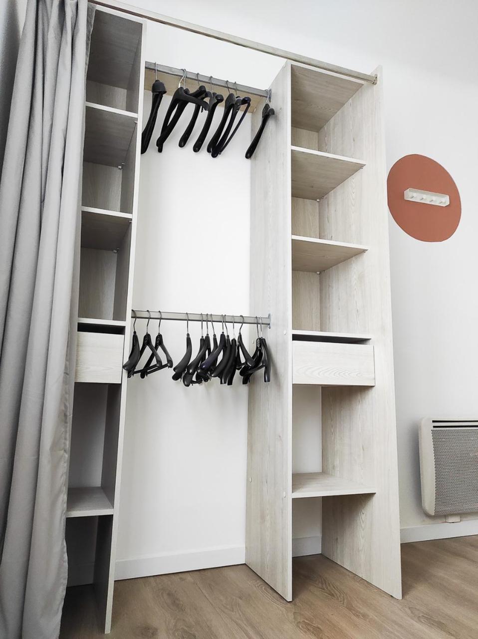 Le Cosy Valcros, Design Et Confort Aix-en-Provence Luaran gambar