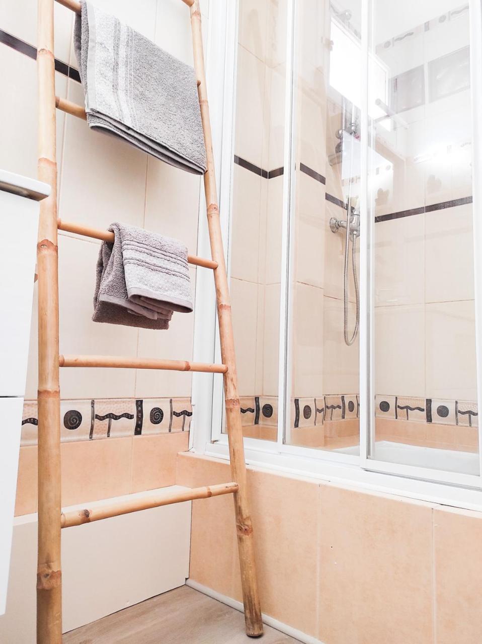 Le Cosy Valcros, Design Et Confort Aix-en-Provence Luaran gambar